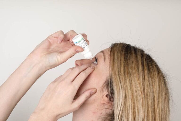 peckanje u očima Anja rešava sa Thealoz Duo kapima